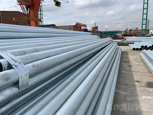 熱鍍鋅無(wú)縫鋼管倉(cāng)庫(kù)